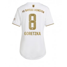 Damen Fußballbekleidung Bayern Munich Leon Goretzka #8 Auswärtstrikot 2022-23 Kurzarm